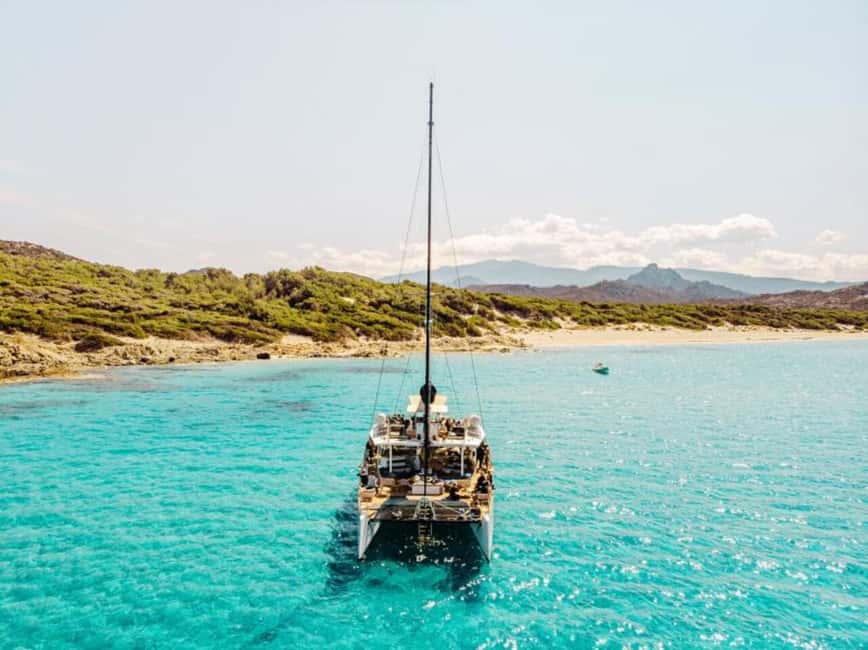 Catamaran day excursion - Key points to know before you book