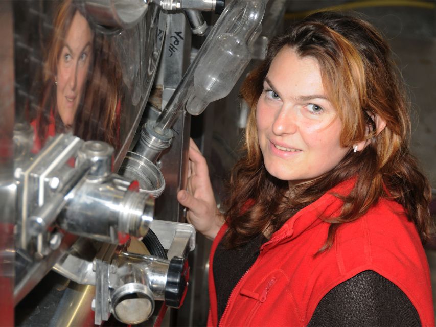 Cellar visit and Alsace wine tasting with a feminine touch - Choosing seven wines from more than 20 bottles