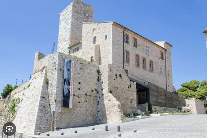 Certified tour guide-Most Exhaustive French Riviera private tour - Monaco’s Rock and the Grimaldi story