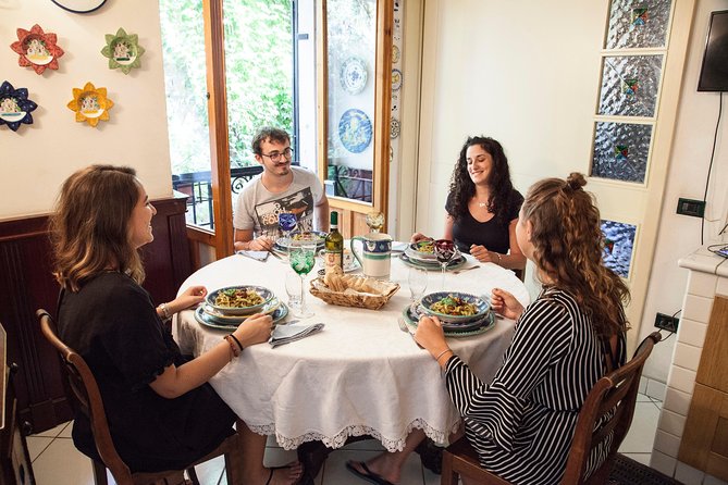 Cesarine: Small group Pasta and Tiramisu class in Montepulciano - Why the private-home setting matters