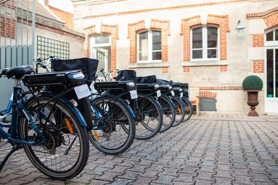 Champagne: E-Bike Champagne Day Tour with Tastings and Lunch - Key points to know before booking