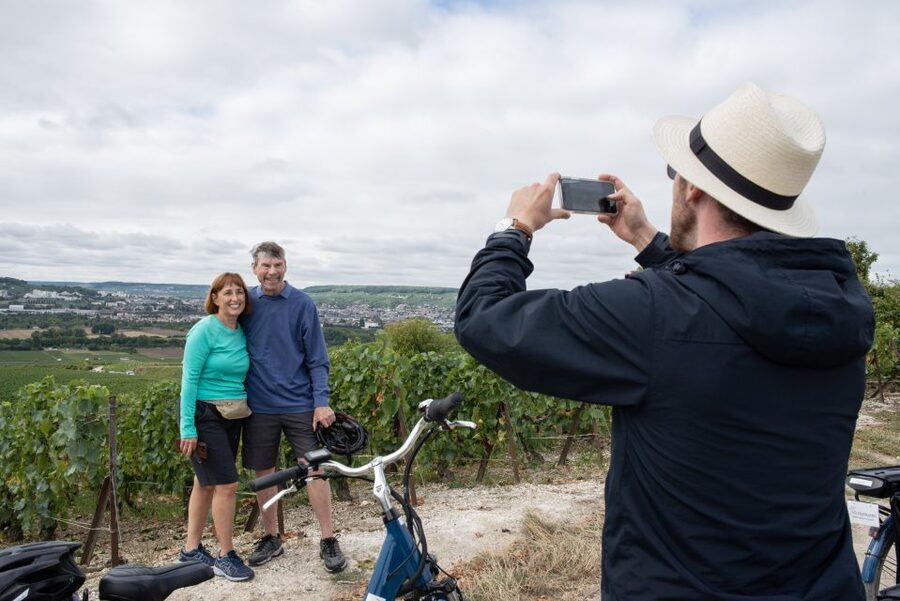 Champagne: E-Bike Champagne Day Tour with Tastings and Lunch - Why this Champagne day feels different