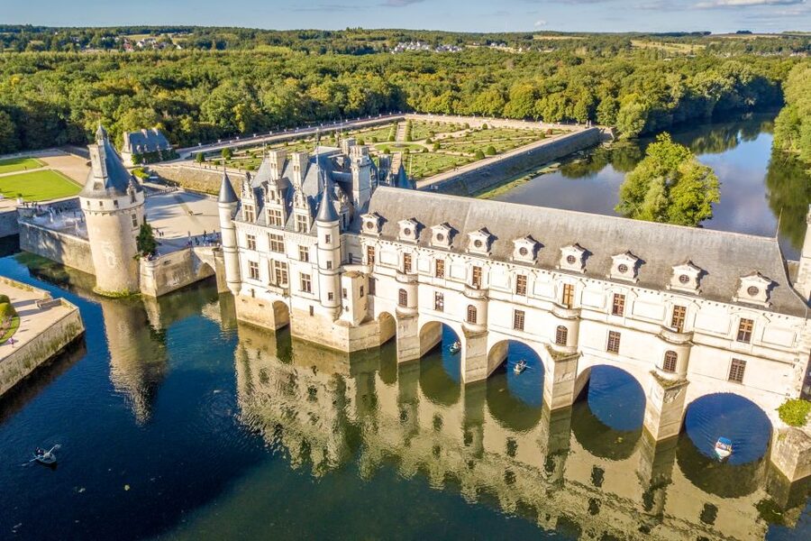 Chenonceau Castle Admission Ticket - Food, parking, and practical comfort