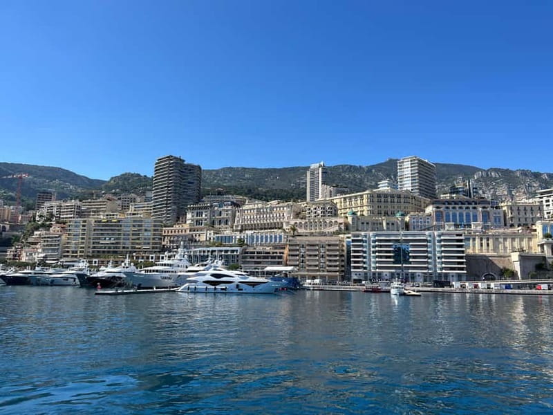 Coastal boat tour from Villefranche-Sur-Mer to Monaco - Leaving the Rade de Villefranche