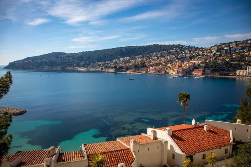 Coastal boat tour from Villefranche-Sur-Mer to Monaco - Starting at 7 Place Wilson in Villefranche