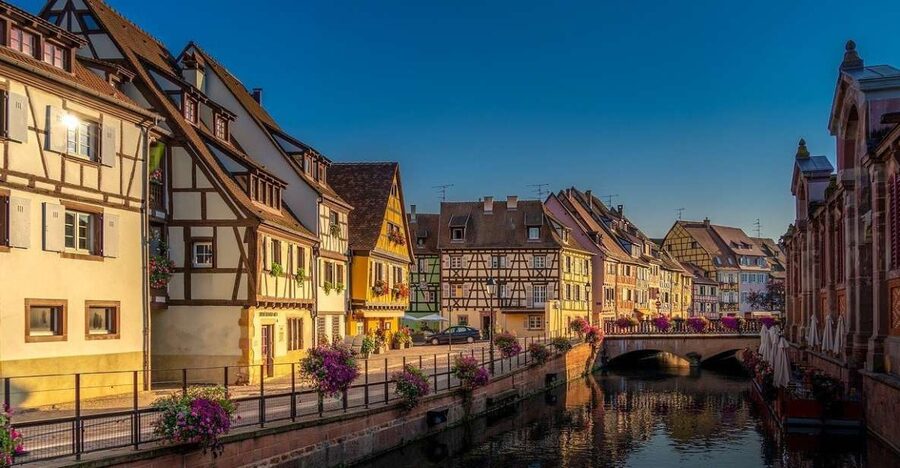 Colmar: Private Guided Walking Tour of the City Center - Key points to know before booking