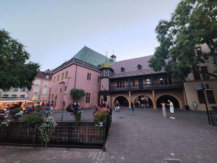 Colmar: Private Guided Walking Tour of the City Center - Saint-Martin Church brings the Gothic scale