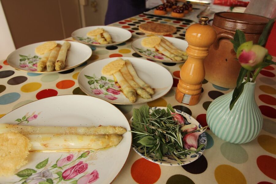 Cooking Class with a Parisian Chef - Ending with grape picker’s cake
