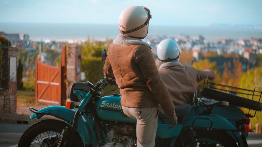 Deauville: Private Guided Tour by Vintage Sidecar - Starting at Deauville Tourisme