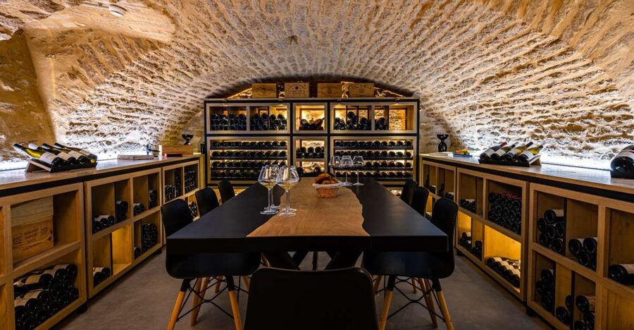 Dijon: La Cave du Palais Burgundy Wine Tasting Experience - What the 90-minute tasting feels like