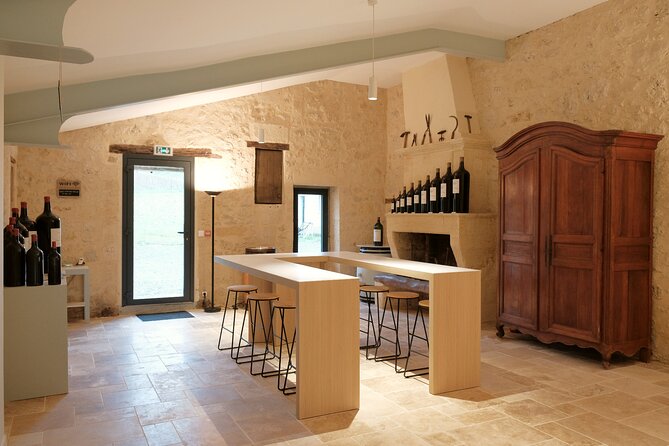 Discovery visit of Château Rol Valentin with tasting - Starting Among the Saint-Émilion Hillsides