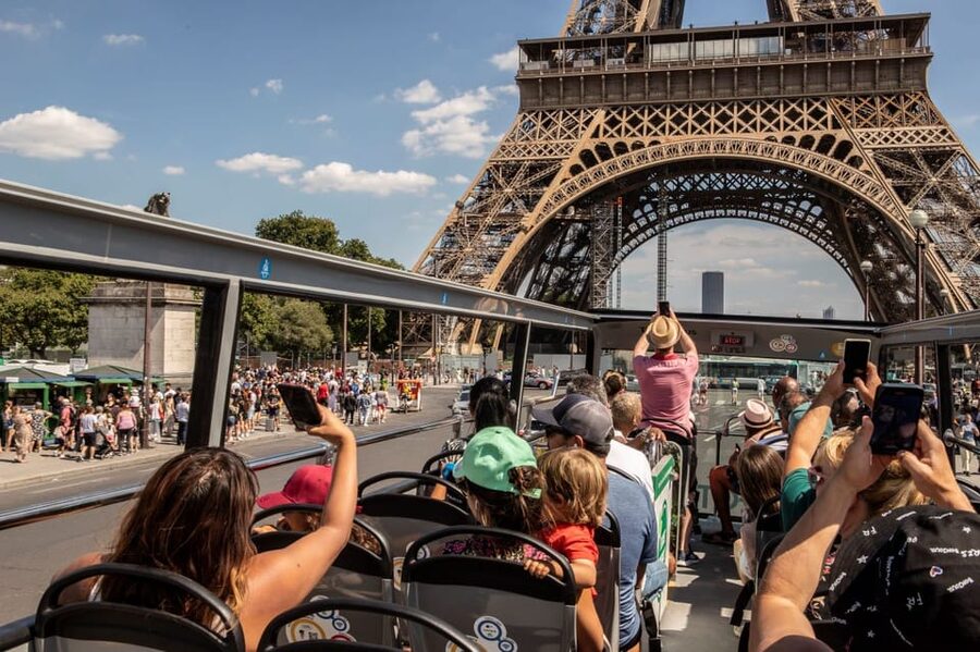 Disneyland Paris: Bus Sightseeing Tour in Paris - Making six hours in Paris count