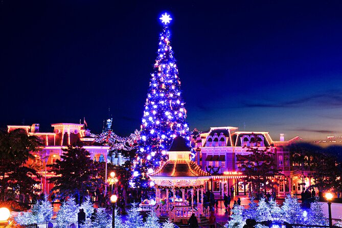 Disneyland® Paris Parks Admission Tickets - Food, shows, and the cost of a full day