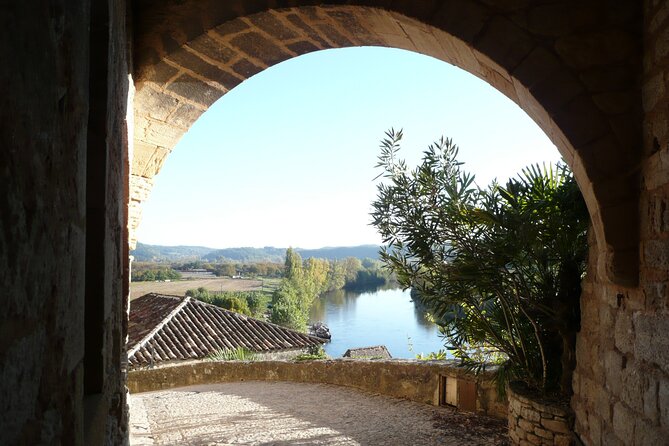 Dordogne Villages Half Day Tour from Sarlat - Key points to know before booking