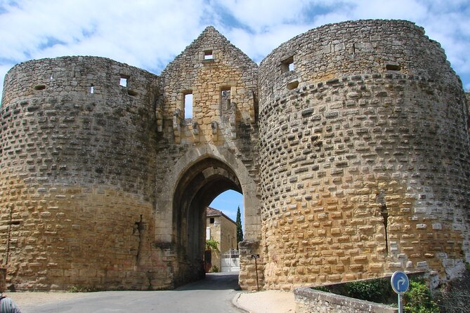 Dordogne Villages Half Day Tour from Sarlat - Weather, boat changes, and practical planning