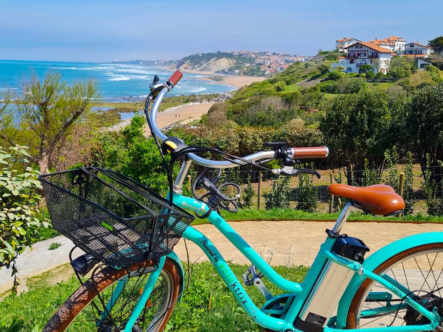 E-bike Guided Tour Biarritz & small villages - A local view of Basque life