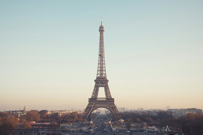 Eiffel Tower Guided Tour by Stairs with Optional Summit by Lift - What the guide adds, and where the experience varies