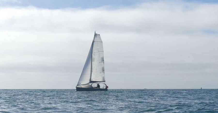 Evening aperitif cruise at the entrance of Morbihan's Gulf - Leaving Port du Crouesty at 6 p.m.