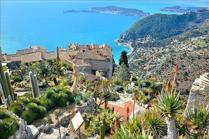 Excursion partagée Eze, Monaco & Monte Carlo from Nice - Èze, the stone village above the sea