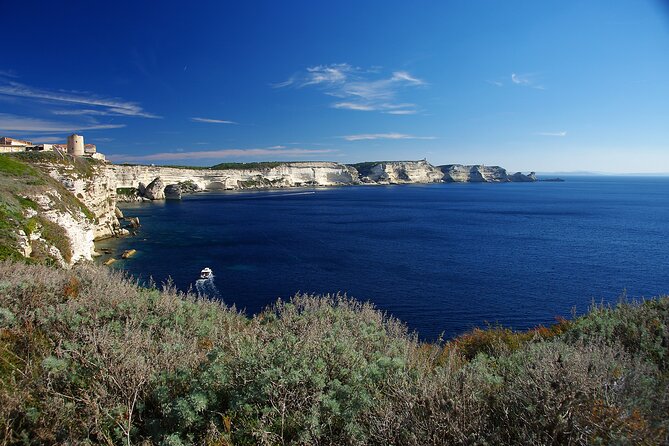 Explore Bonifacio - Key points at a glance