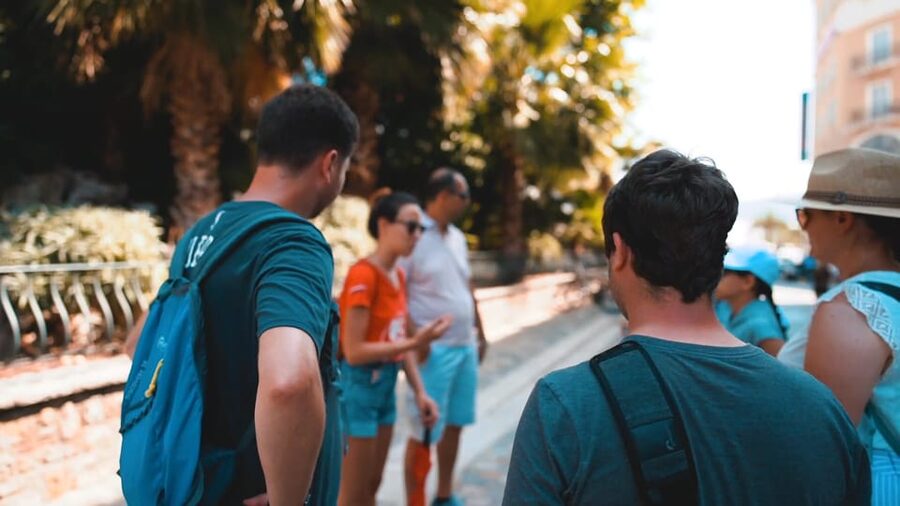 Explore Cannes: Guided walking Tour with a local guide - What the guide adds to a short visit