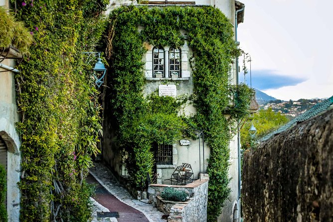 Eze & Saint-Paul de Vence Private Half-Day Tour - La Colombe d’Or and the Riviera art connection