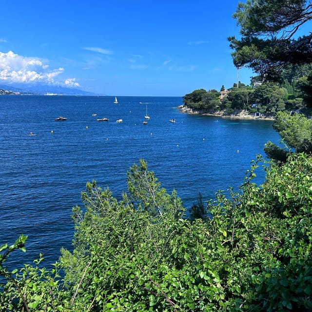 French Riviera Private Boat Trip - Local food, rosé, and a relaxed onboard meal