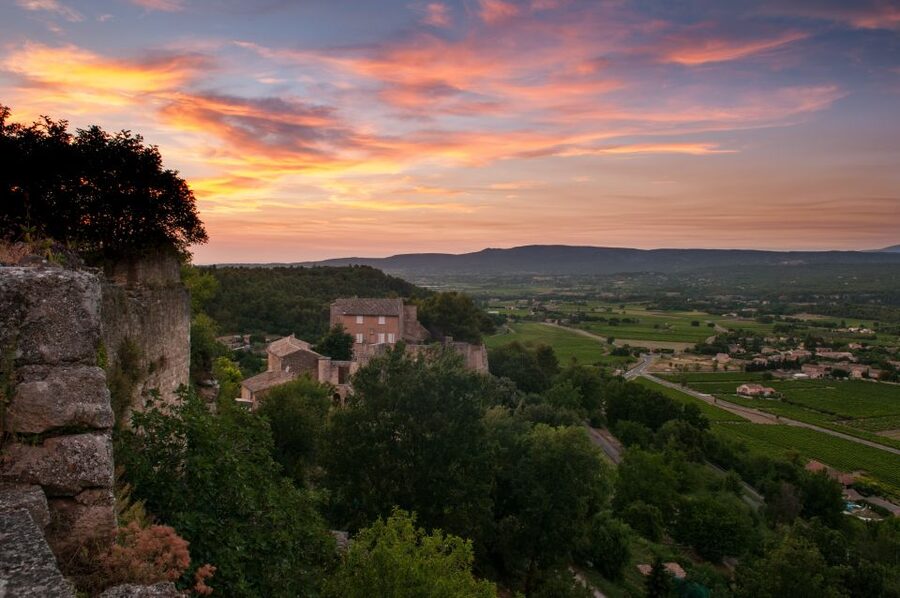 From Avignon: Luberon Villages Day Tour - Why this Avignon day trip works