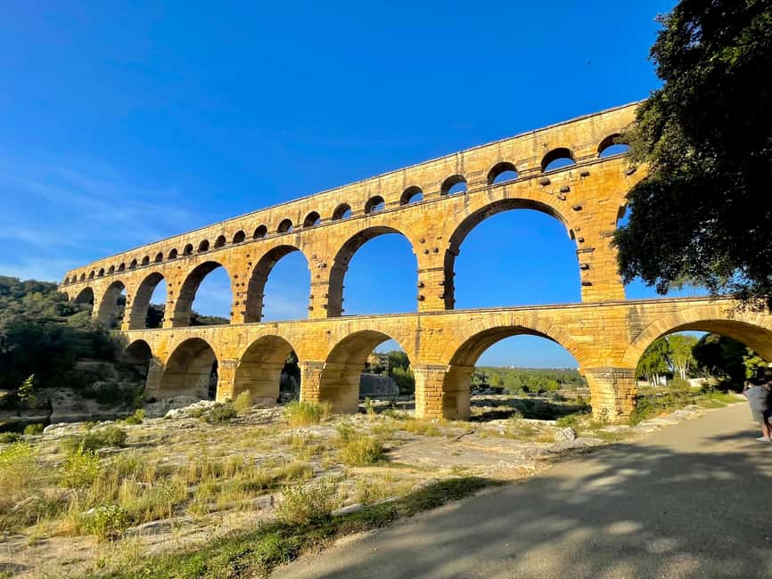 From Avignon: Provence Highlights Full-Day Tour - Roussillon and the red ochre cliffs