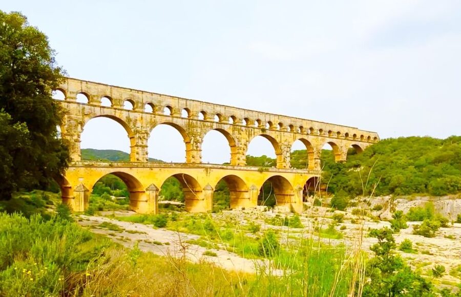From Avignon: Roman Tour to Pont du Gard, Nîmes & Orange - What the seasons change