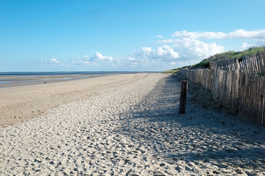 From Bayeux: American D-Day Sites in Normandy Full-Day Tour - Starting in Bayeux and settling into the minivan