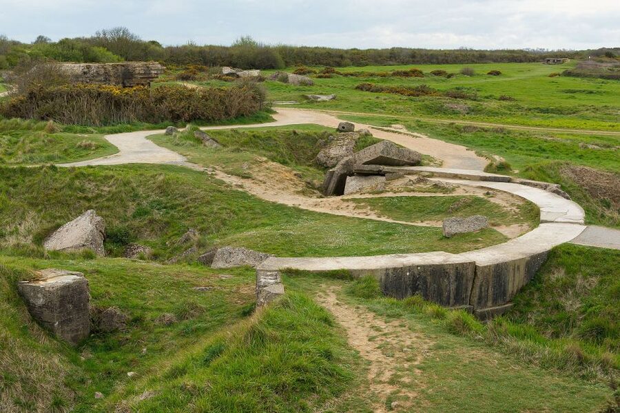 From Bayeux: American D-Day Sites in Normandy Half-Day Tour - Leaving Place de Québec in Bayeux