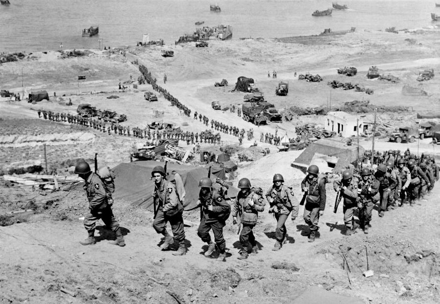 From Bayeux: D-Day American Beaches and US Airborne Day Tour - Omaha Beach and the first hard lesson of D-Day