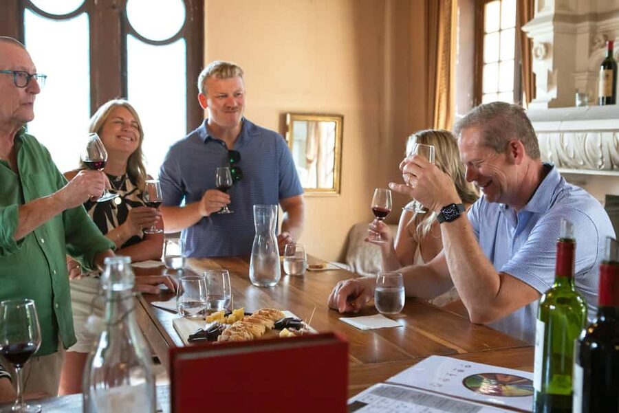 From Bordeaux: Afternoon Saint-Emilion Wine Tasting & snack - Who should book this Saint-Émilion afternoon