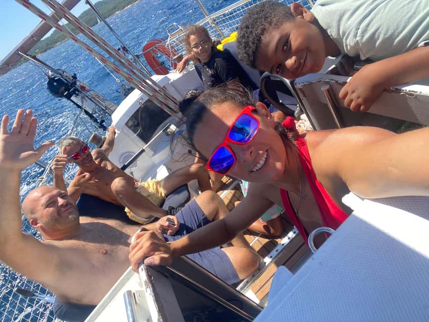 From Cannes: Half-day sailboat trip to the Lerins Islands - One hour of sailing toward the Lérins Islands