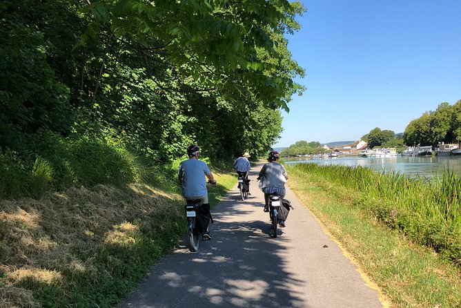 From Epernay Full day Electric bike Champagne and lunch - Four glasses and a French lunch