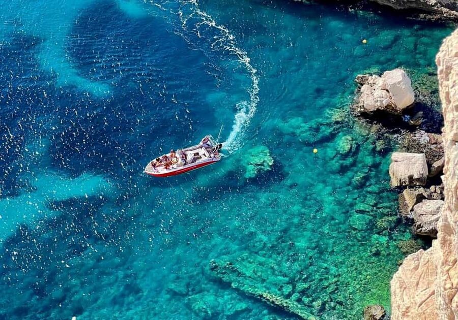 From Marseille: Iconic Calanques Boat Tour with Swimming - What the skipper adds