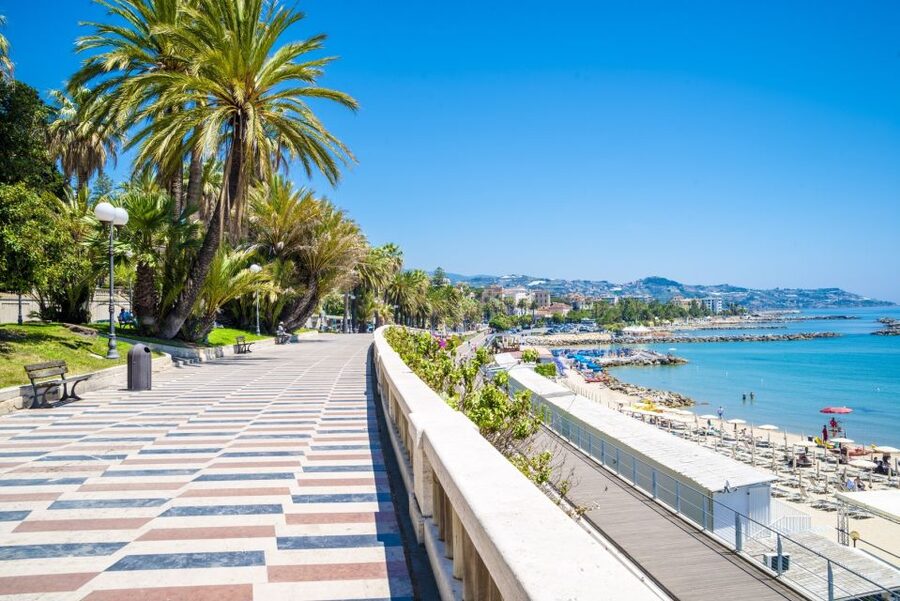 From Nice: Full-Day Italian Market, Menton, & La Turbie Tour - Three Riviera moods in one long day