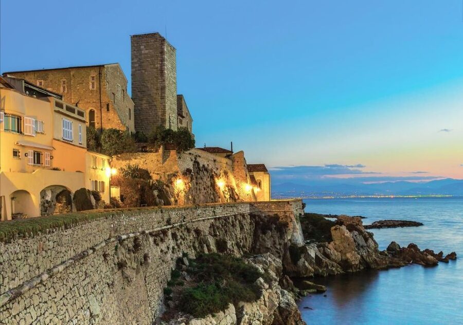 From Nice: Jewels of Provence Full-Day Tour with Transfers - Saint-Paul-de-Vence and its famous artists