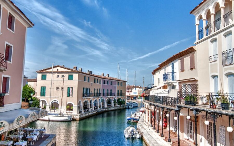 From Nice: Saint-Tropez and Port Grimaud Full-Day Tour - Who will enjoy this excursion most