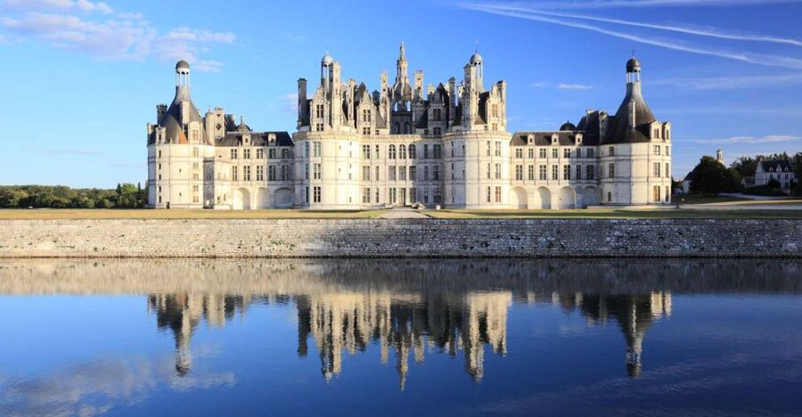 From Paris: Full-Day Loire Valley Chateaux Tour - Practical tips for a smoother day