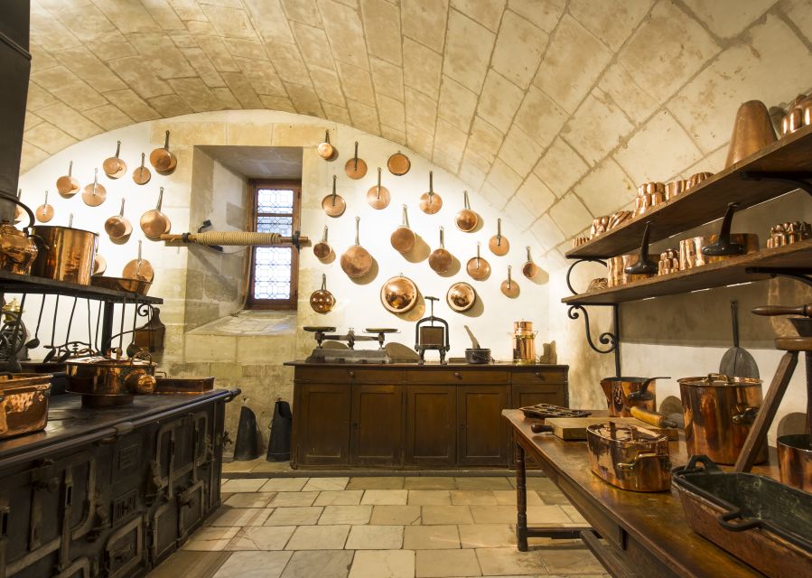 From Paris: Full-Day Loire Valley Chateaux Tour - Lunch, timing, and the cost of seeing three châteaux