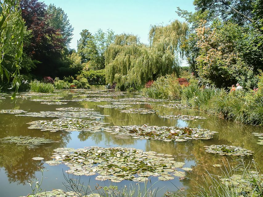 From Paris: Giverny Day Trip with Audio Guide or Live Guide - The village of Giverny beyond the garden gates
