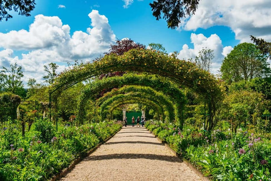 From Paris: Giverny, Monet’s House, & Gardens Half-Day Trip - Returning to Paris