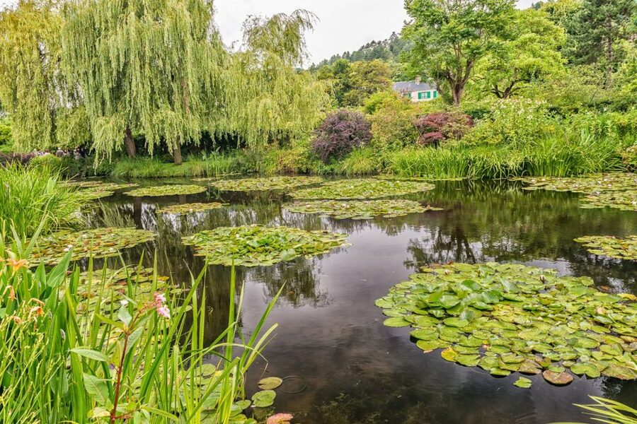From Paris: Guided Day Trip to Monet's Garden in Giverny - Key points at a glance