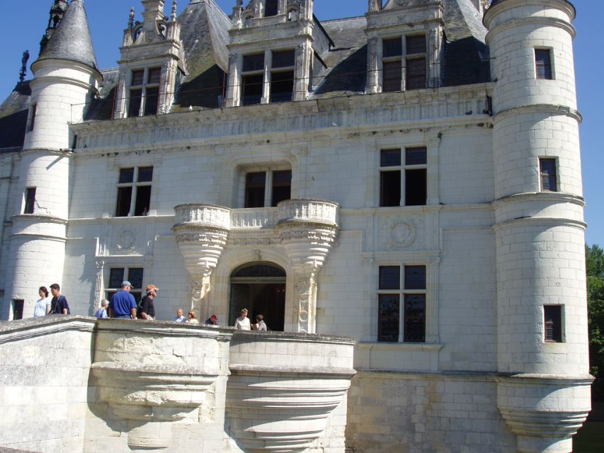 From Paris: Loire Valley Castles Full-Day Tour with Lunch - Chambord delivers the biggest visual finish