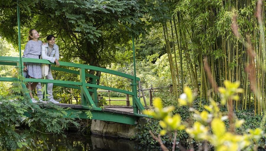 From Paris: Monet Impressionism Tour to Giverny by Minibus - Entering Monet’s flower garden