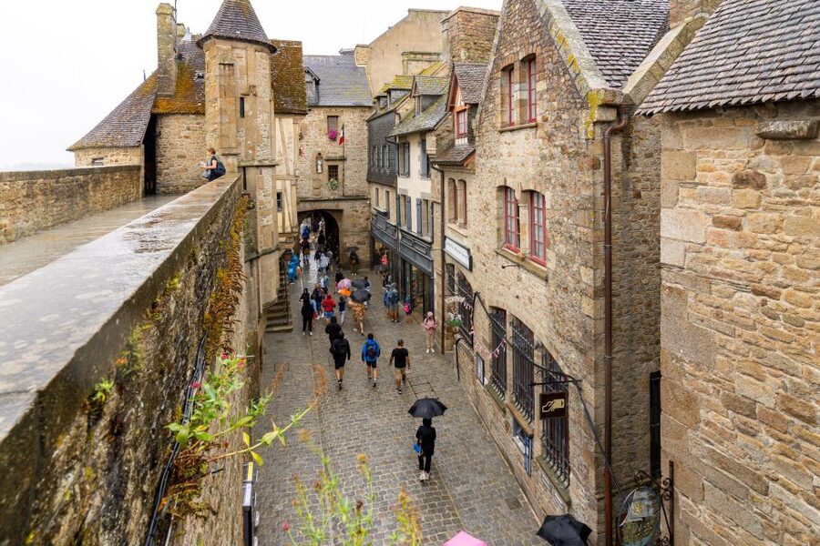 From Paris: Mont Saint Michel Day Trip with a Guide - Climbing to Mont Saint Michel Abbey