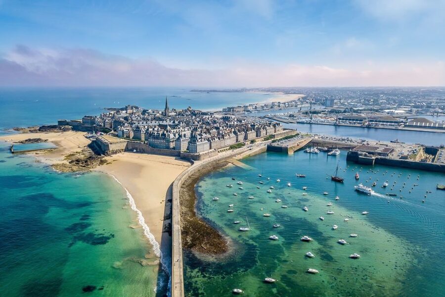 From Paris: Normandy Landing Beaches D-Day Tour by Minibus - Longues-sur-Mer and the German Atlantic Wall