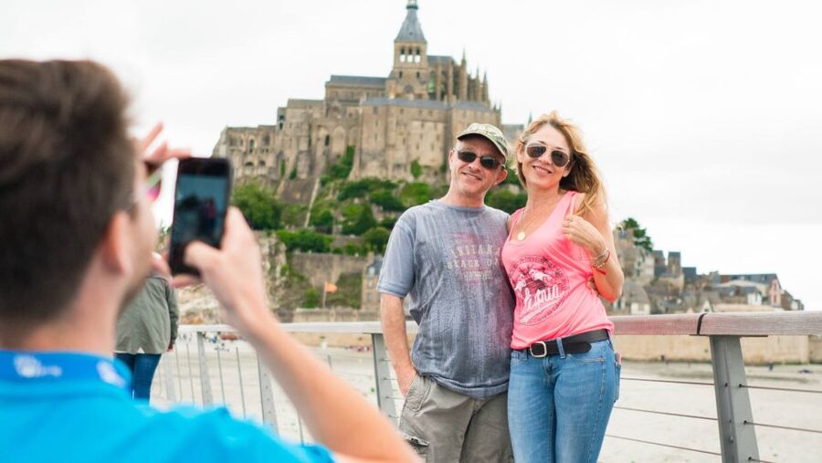 From Paris: Small-Group Mont St Michel Tour & Cider Tasting - A short Avranches stop before the island
